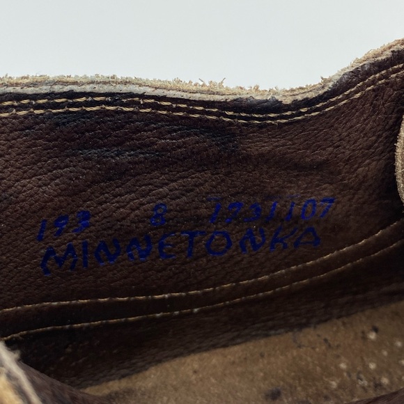 Minnetonka Moccasins Stitched Suede Lace-up Chukka Shoes - Picture 8 of 10